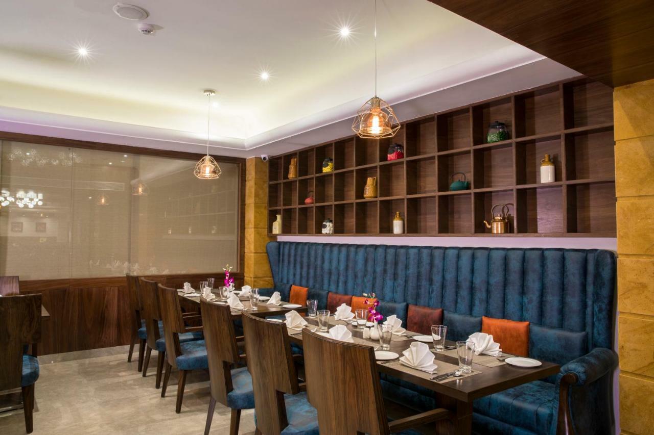 Regenta Central Cassia Zirakpur Chandigarh Kültér fotó