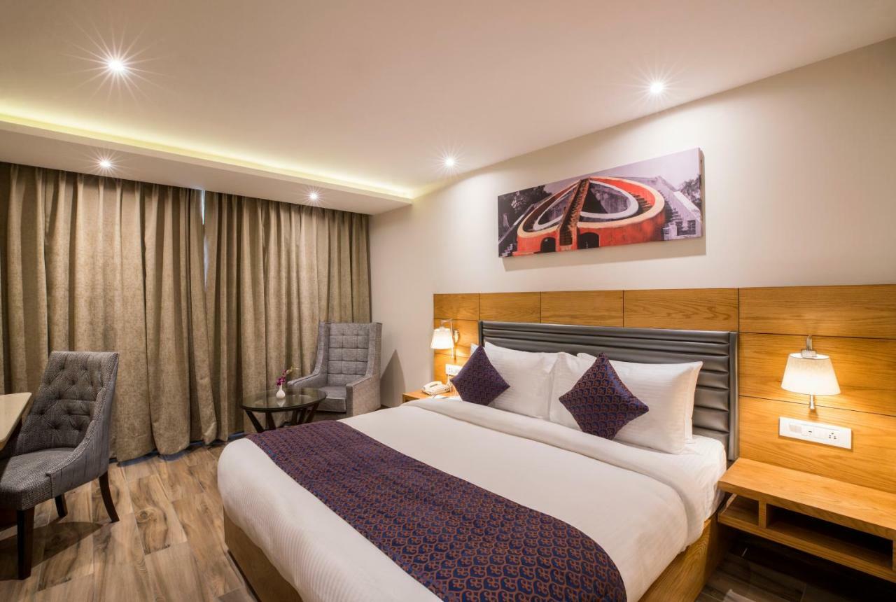 Regenta Central Cassia Zirakpur Chandigarh Kültér fotó
